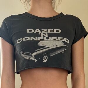Brandy Melville 
Dazed and Confused crop top   
Gray 
size s